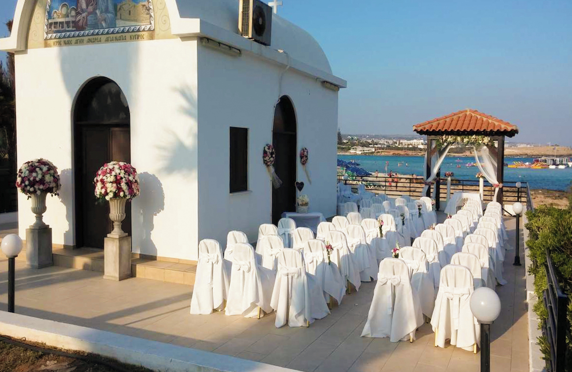 //www.jet2holidays.com/-/media/assets/wedding custom overviews/adams beach/lca_68925_adams_beach_hotel_0725_06_689x448.jpg